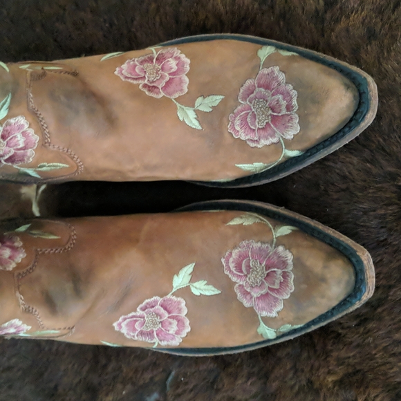 LIBERTY BLACK LB7129102 "Caborca Silver" embroidered floral booties sz 7 NEW - Picture 3 of 13